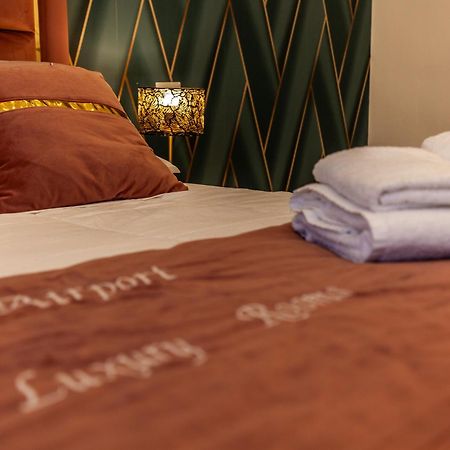 Airport Luxury Rooms Naples Extérieur photo